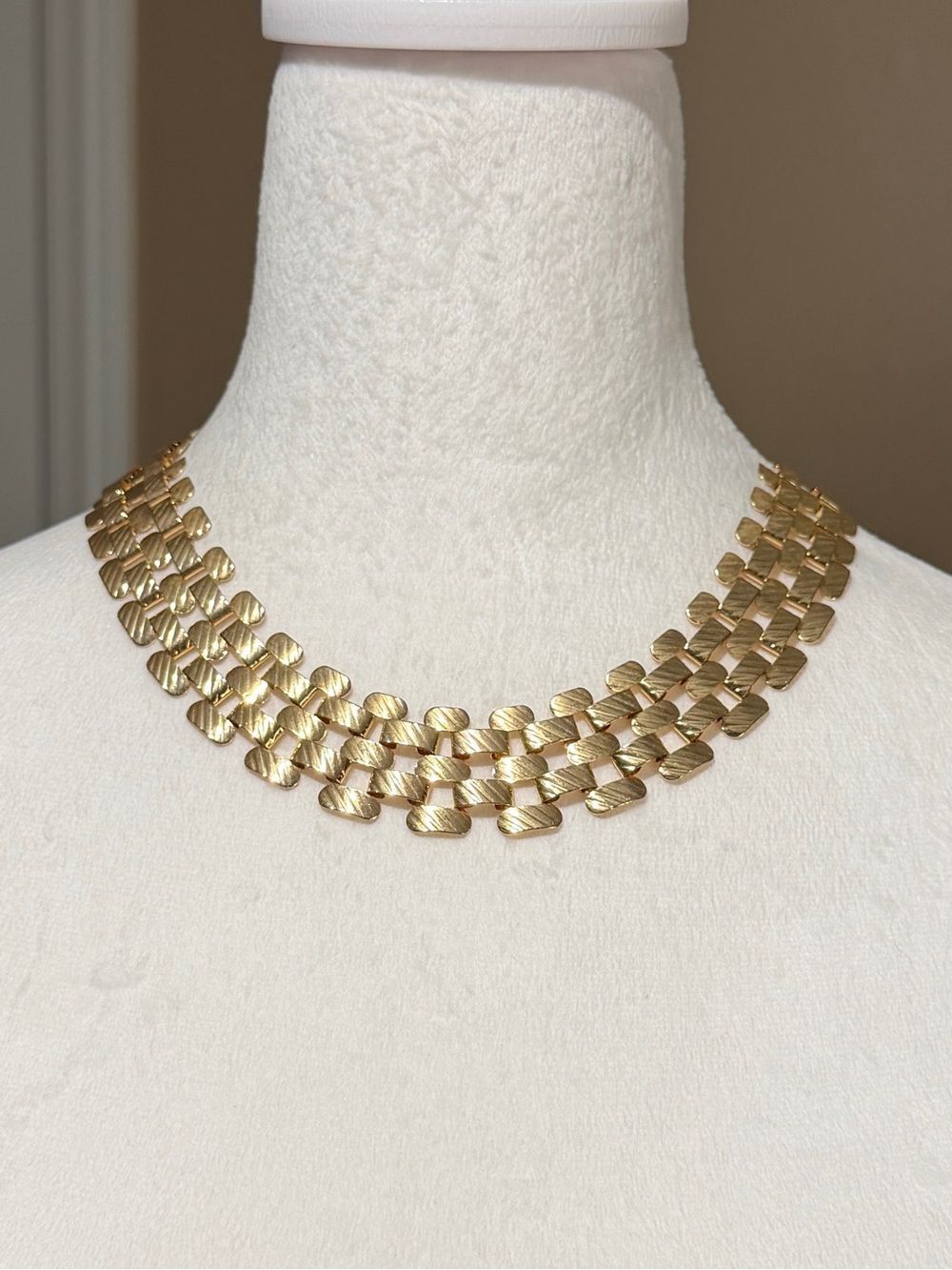 Vintage Gold Tone Chunky Multi Strand Chevron Link Collar Necklace